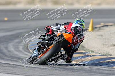 media/Dec-01-2025-Moto Forza (Mon) [[2daa91e15f]]/1-Advanced Group/Session 2 Turn 11 Backside/